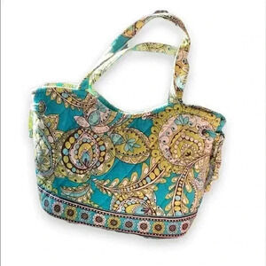 Vera Bradley Retired Peacock Pattern Sherry Purse